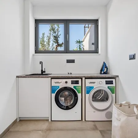 Willa Odak Podstrana