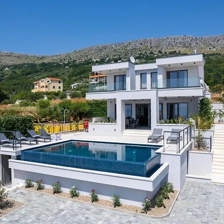 Odak Vila